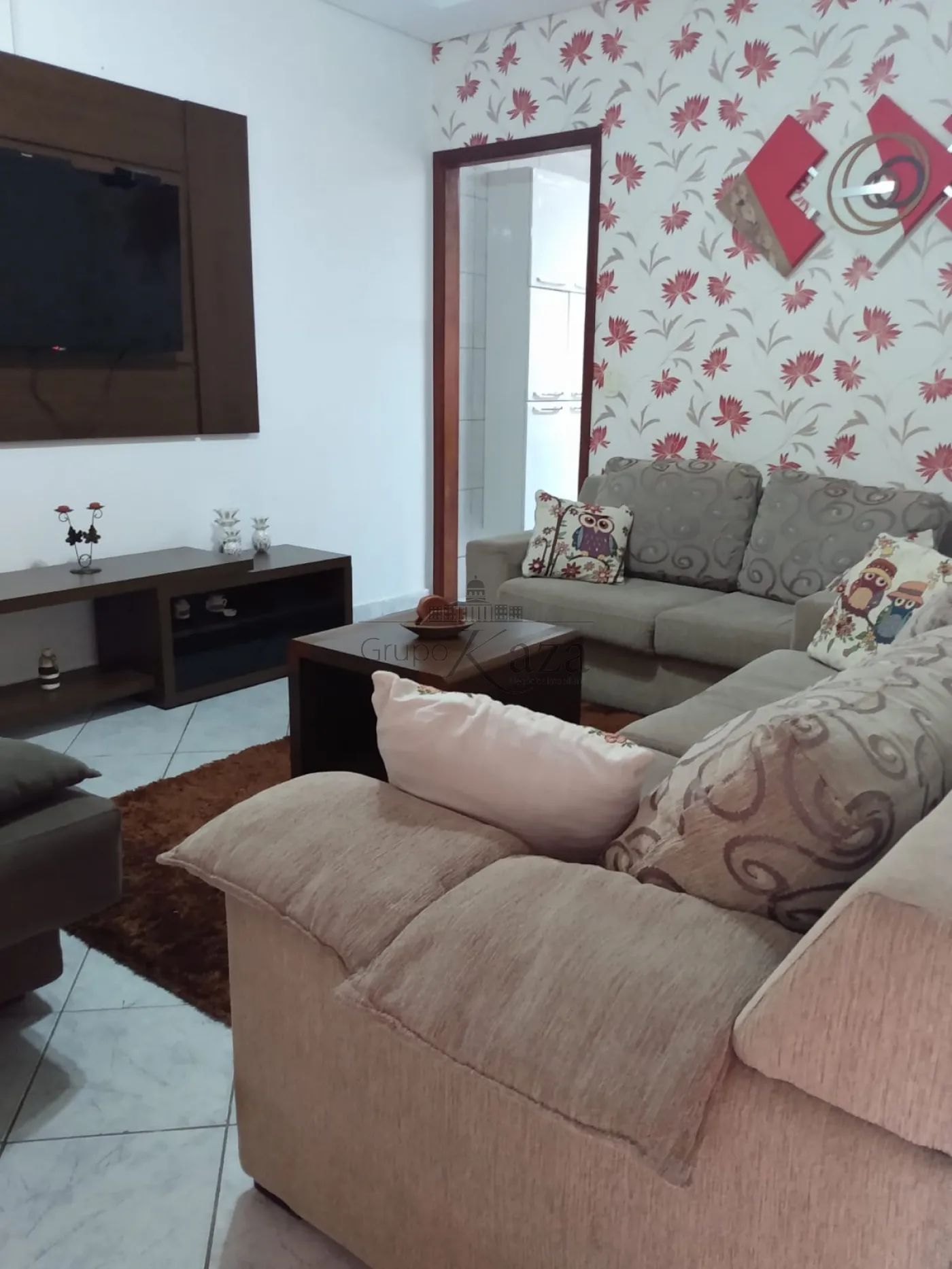 Foto 1 de Casa Padrão em Parque Interlagos, São José dos Campos - imagem 1 Foto 1 de Casa Padrão em Parque Interlagos, São José dos Campos - imagem 1