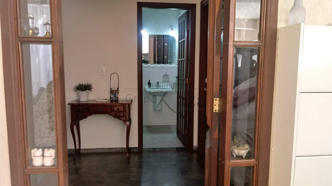 Foto 11 de Casa Sobrado em Jardim Alvorada, São José dos Campos - imagem 11
