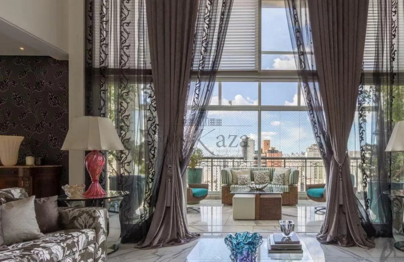 Foto 2 de Apartamento Duplex em Vila Nova Conceição, São Paulo - imagem 2 Foto 2 de Apartamento Duplex em Vila Nova Conceição, São Paulo - imagem 2