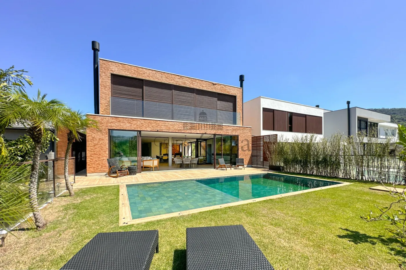 Foto 1 de Casa Condomínio em Alphaville, Santana de Parnaíba - imagem 1 Foto 1 de Casa Condomínio em Alphaville, Santana de Parnaíba - imagem 1