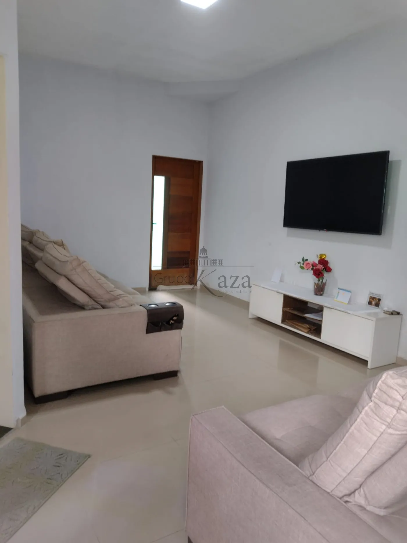 Foto 3 de Casa Sobrado em Golfinho, Caraguatatuba - imagem 3 Foto 3 de Casa Sobrado em Golfinho, Caraguatatuba - imagem 3