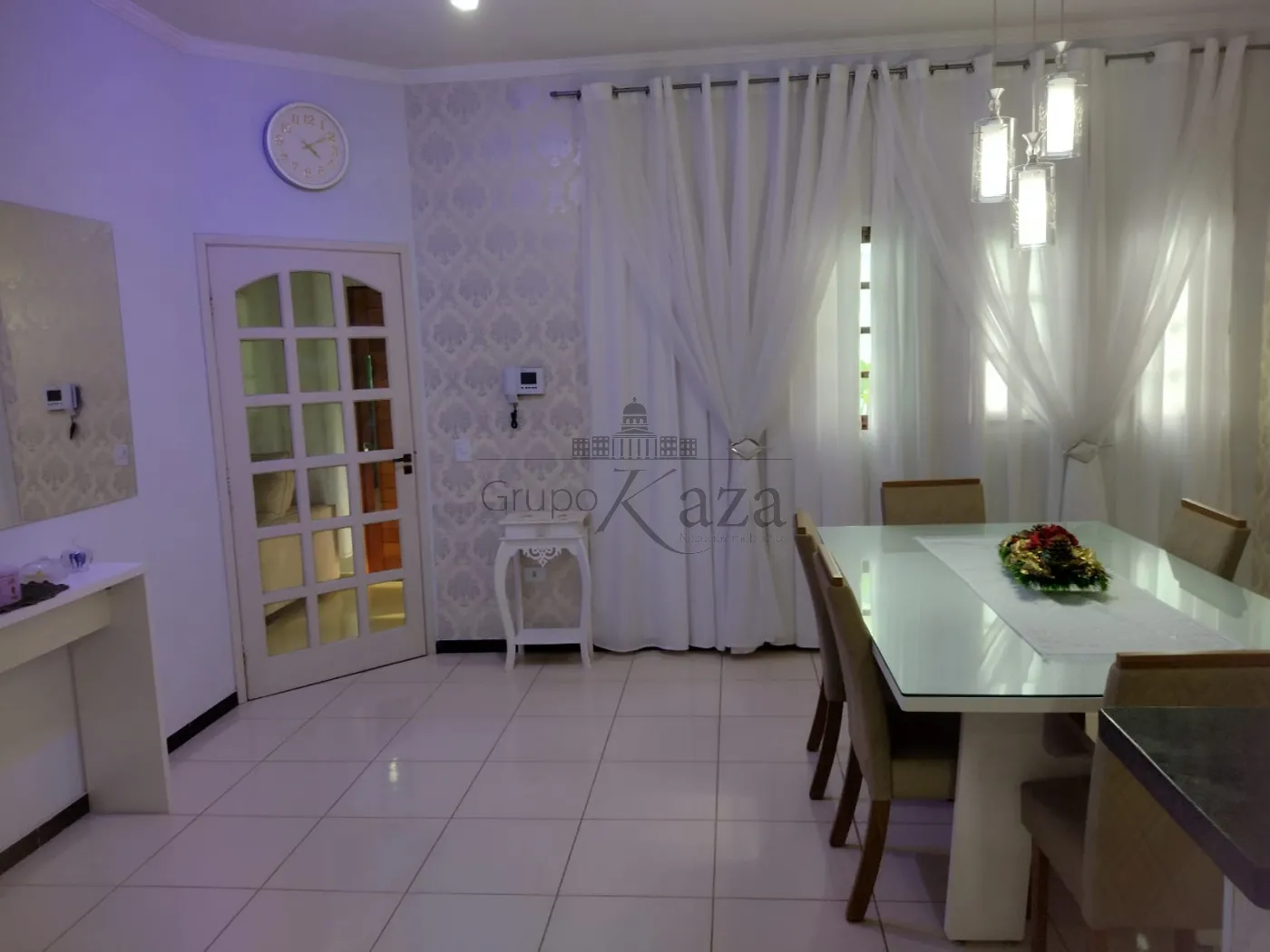 Foto 1 de Casa Sobrado em Golfinho, Caraguatatuba - imagem 1 Foto 1 de Casa Sobrado em Golfinho, Caraguatatuba - imagem 1