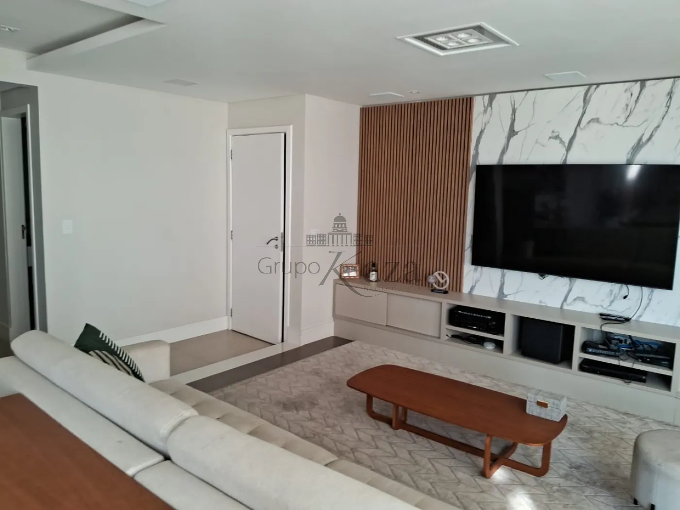 Foto 1 de Apartamento Cobertura Duplex em Vila Ema, São José dos Campos - imagem 1 Foto 1 de Apartamento Cobertura Duplex em Vila Ema, São José dos Campos - imagem 1