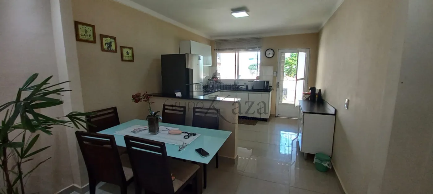 São José dos Campos Casa Venda R$724.000,00 3 Dormitorios 1 Suite Area do terreno 300.00m2 Area construida 101.00m2 - foto 2