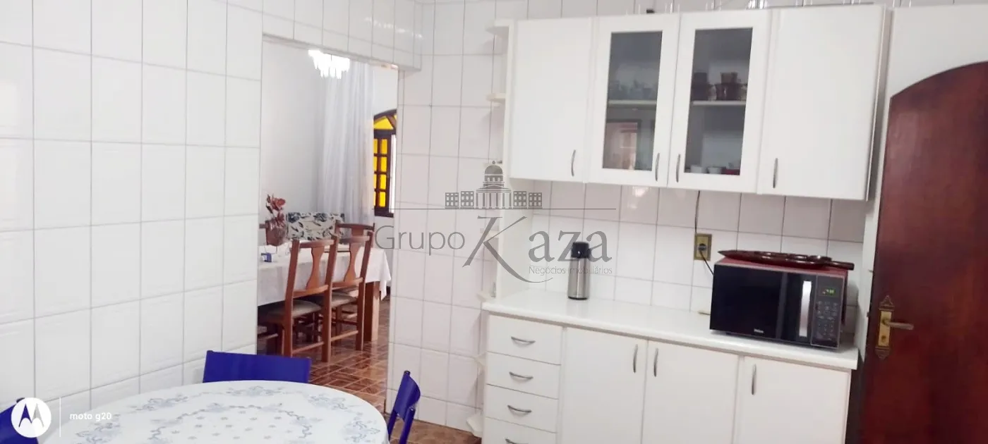 Foto 3 de Casa Padrão em Parque Interlagos, São José dos Campos - imagem 3 Foto 3 de Casa Padrão em Parque Interlagos, São José dos Campos - imagem 3