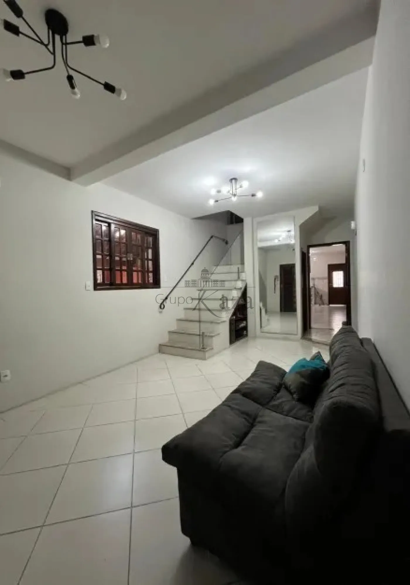 Foto 1 de Casa Sobrado em Jardim das Indústrias, São José dos Campos - imagem 1 Foto 1 de Casa Sobrado em Jardim das Indústrias, São José dos Campos - imagem 1