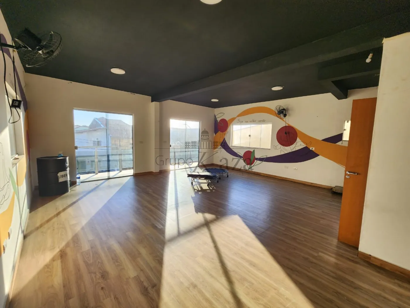 Foto 1 de Comercial Sobreloja em Loteamento Residencial Vista Linda, São José dos Campos - imagem 1 Foto 1 de Comercial Sobreloja em Loteamento Residencial Vista Linda, São José dos Campos - imagem 1