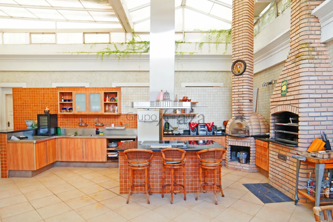 Foto 1 de Casa Padrão em Jardim Paulista, São Paulo - imagem 1 Foto 1 de Casa Padrão em Jardim Paulista, São Paulo - imagem 1