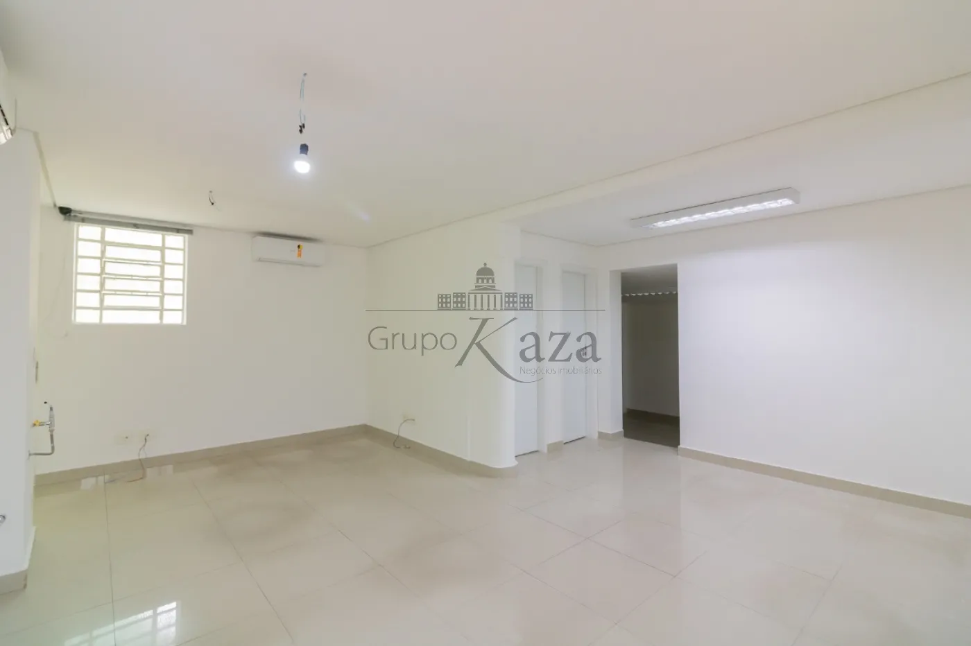 São Paulo Comercial Venda R$5.000.000,00 3 Dormitorios 5 Vagas Area do terreno 244.00m2 Area construida 237.00m2 - foto 1