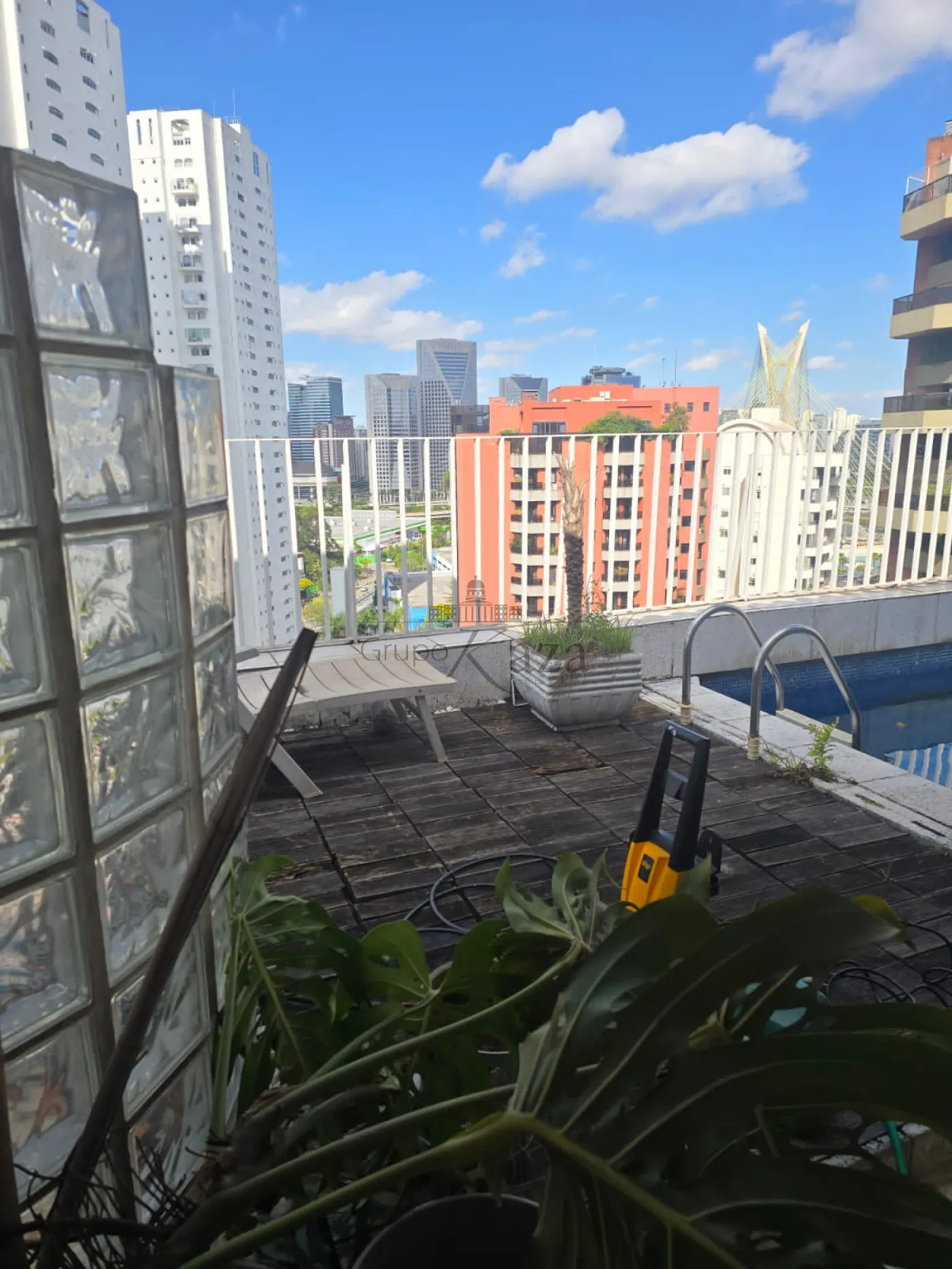 Foto 3 de Apartamento Cobertura Triplex em Real Parque, São Paulo - imagem 3 Foto 3 de Apartamento Cobertura Triplex em Real Parque, São Paulo - imagem 3