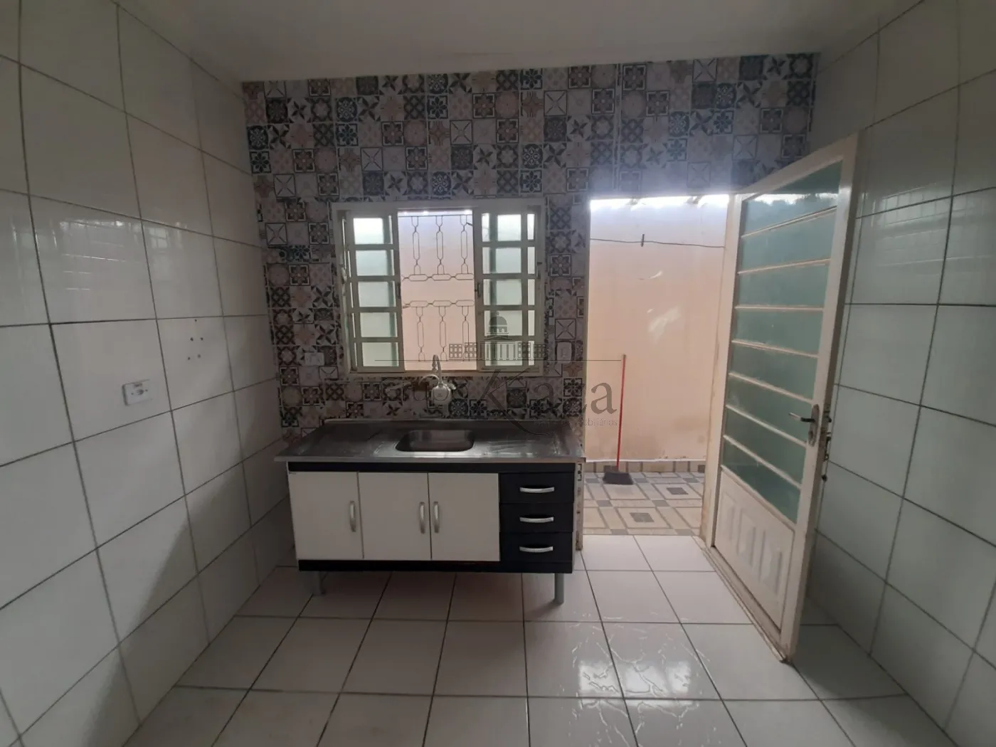 Foto 3 de Casa Padrão em Bandeira Branca, Jacareí - imagem 3 Foto 3 de Casa Padrão em Bandeira Branca, Jacareí - imagem 3