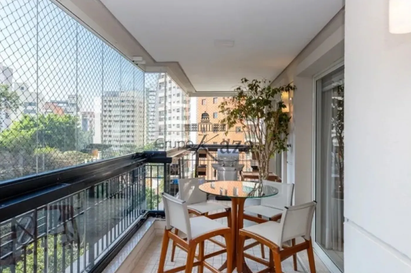 Foto 3 de Apartamento Padrão em Moema, São Paulo - imagem 3 Foto 3 de Apartamento Padrão em Moema, São Paulo - imagem 3