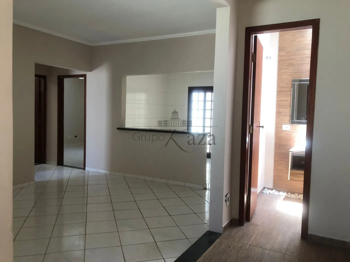 Foto 1 de Casa Padrão em Parque dos Principes, Jacareí - imagem 1 Foto 1 de Casa Padrão em Parque dos Principes, Jacareí - imagem 1