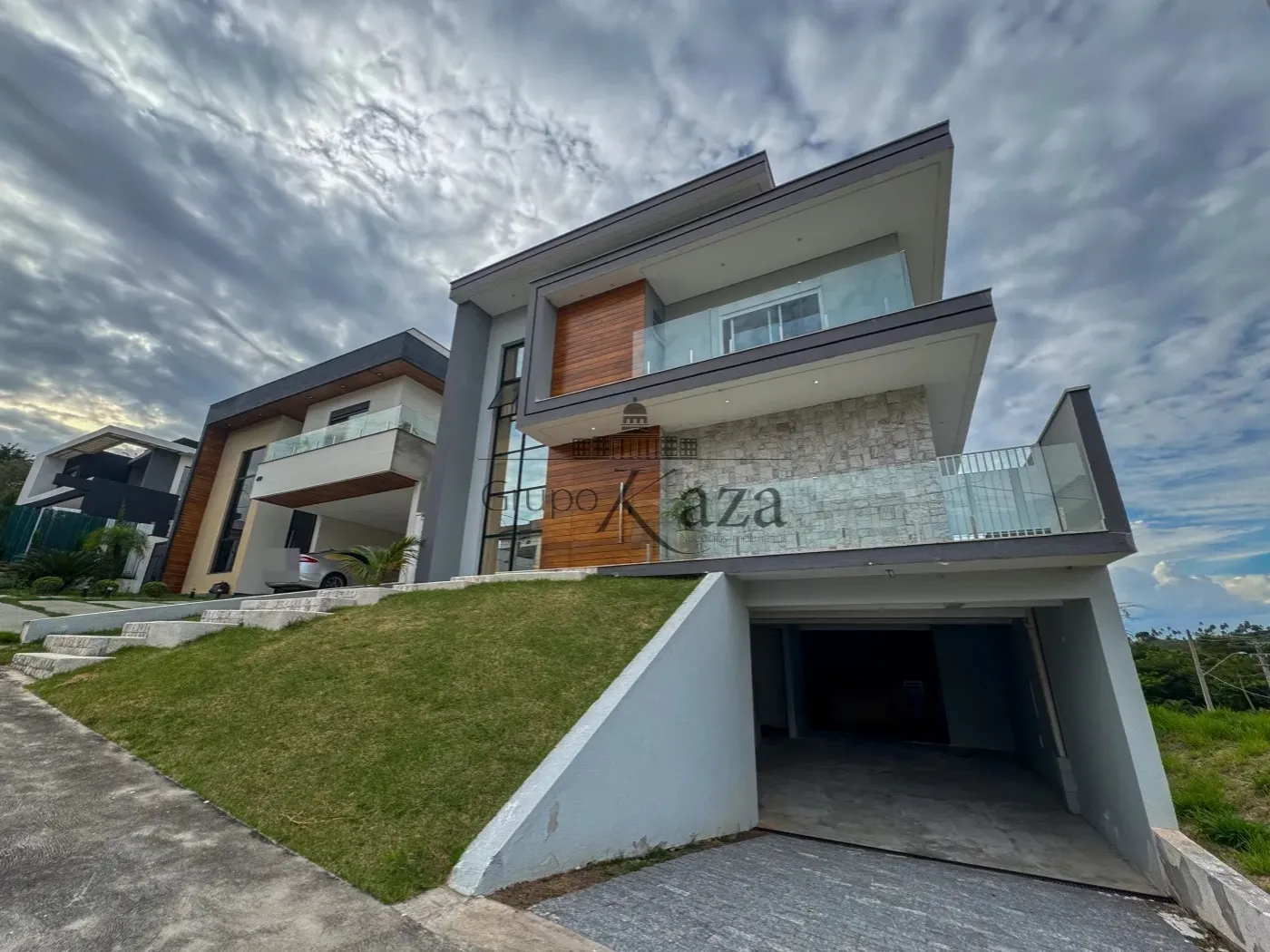Foto 2 de Casa Condomínio em Recanto dos Eucalíptos, São José dos Campos - imagem 2 Foto 2 de Casa Condomínio em Recanto dos Eucalíptos, São José dos Campos - imagem 2