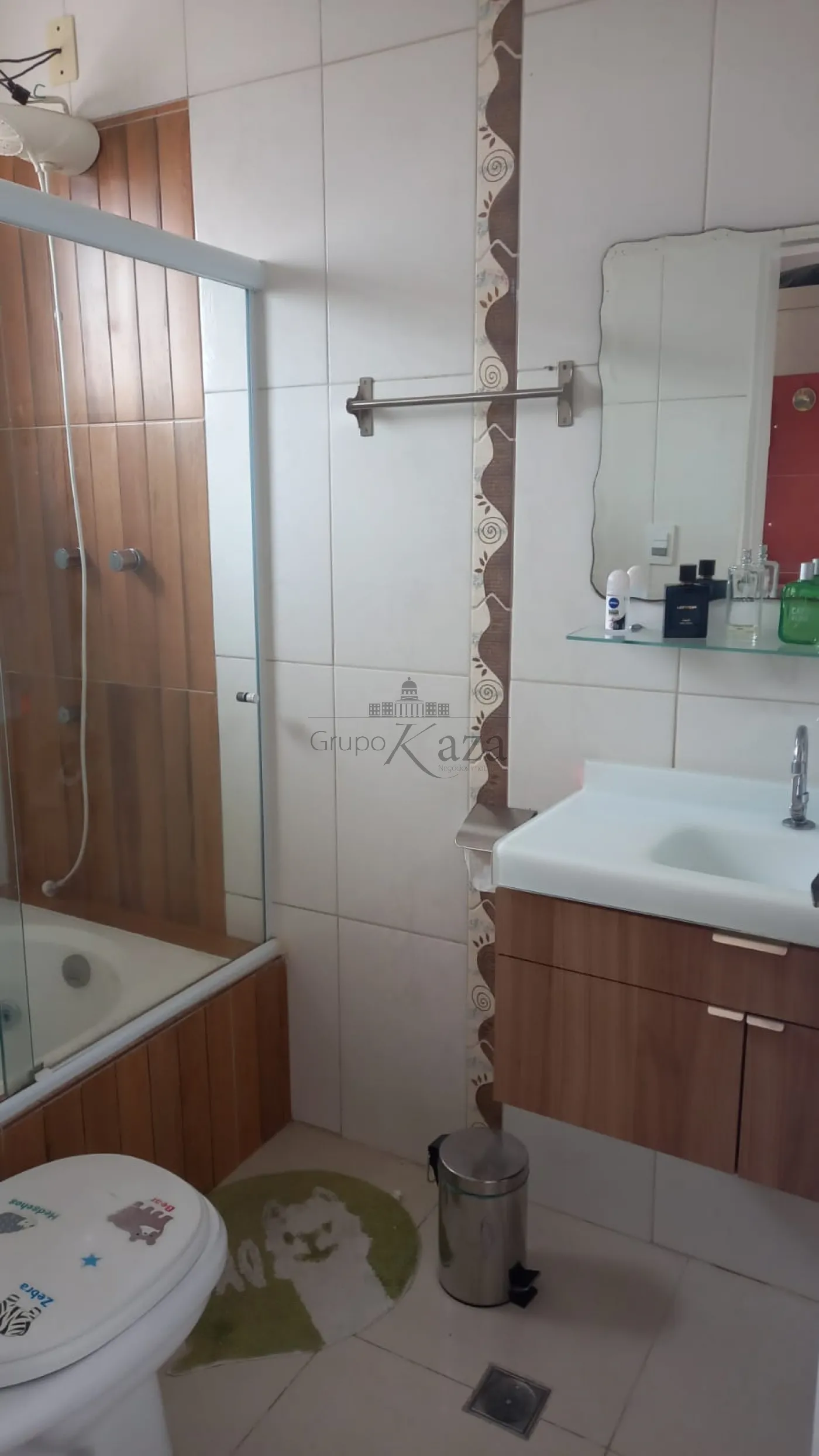 Foto 4 de Casa Comercial  Residencial em Jardim Terras do Sul, São José dos Campos - imagem 4