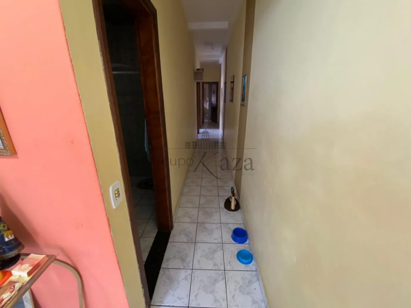 Foto 8 de Casa Padrão em Jardim Ismênia, São José dos Campos - imagem 8