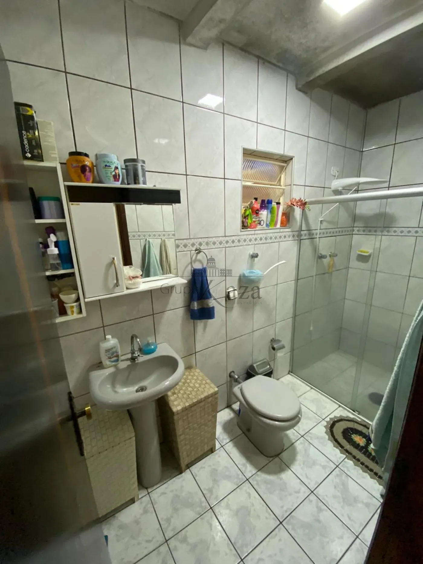 Foto 10 de Casa Padrão em Jardim Ismênia, São José dos Campos - imagem 10