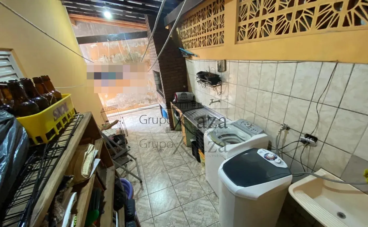 Foto 21 de Casa Padrão em Jardim Ismênia, São José dos Campos - imagem 21