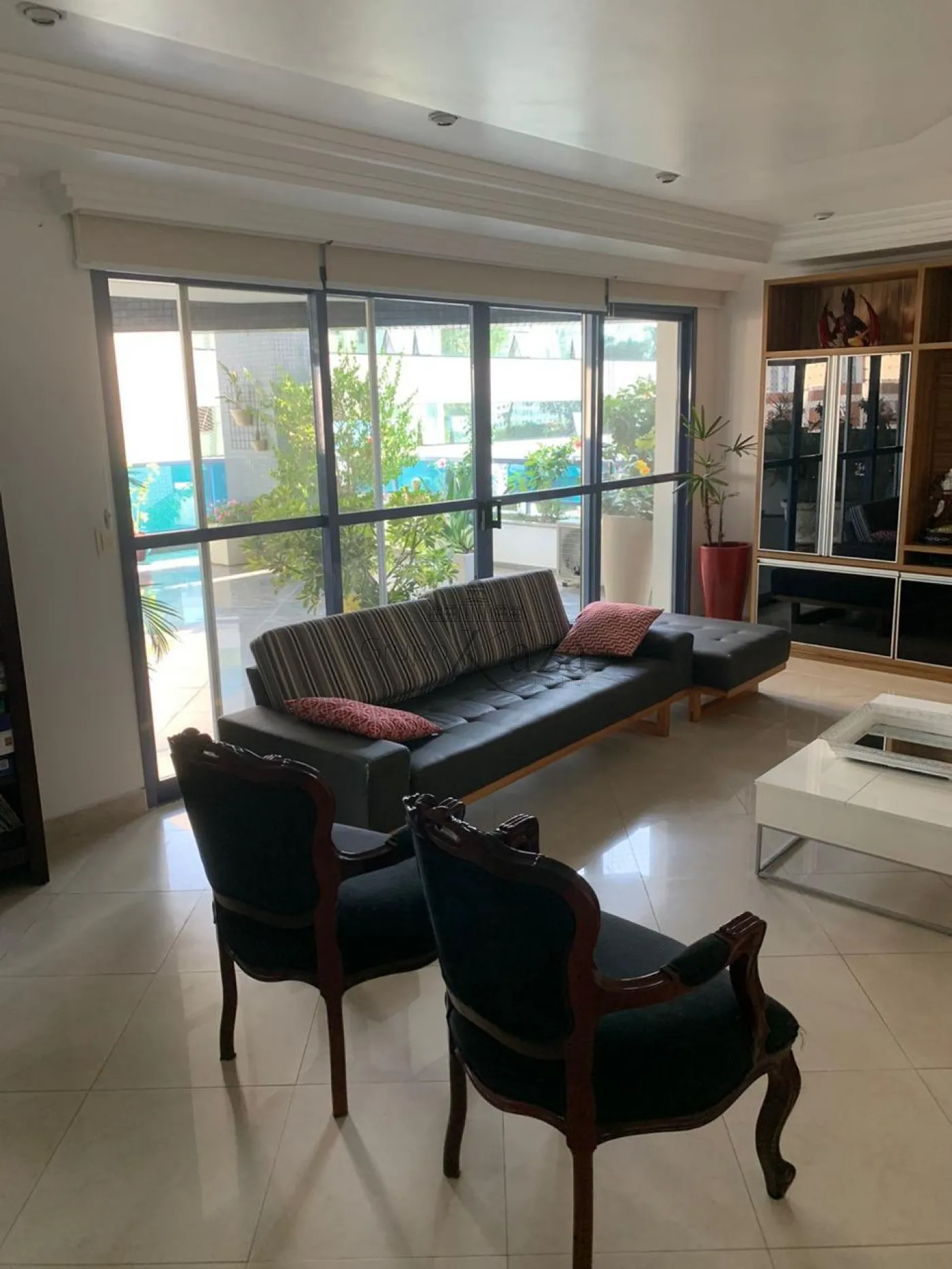 Foto 1 de Apartamento Padrão em Vila Adyana, São José dos Campos - imagem 1 Foto 1 de Apartamento Padrão em Vila Adyana, São José dos Campos - imagem 1