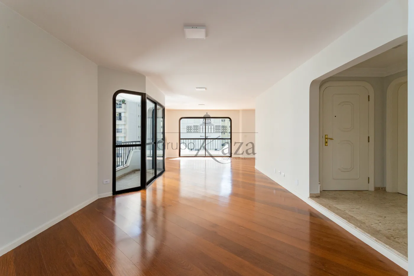 São Paulo Apartamento Venda R$4.395.000,00 Condominio R$5.355,00 3 Dormitorios 3 Suites  - foto 4