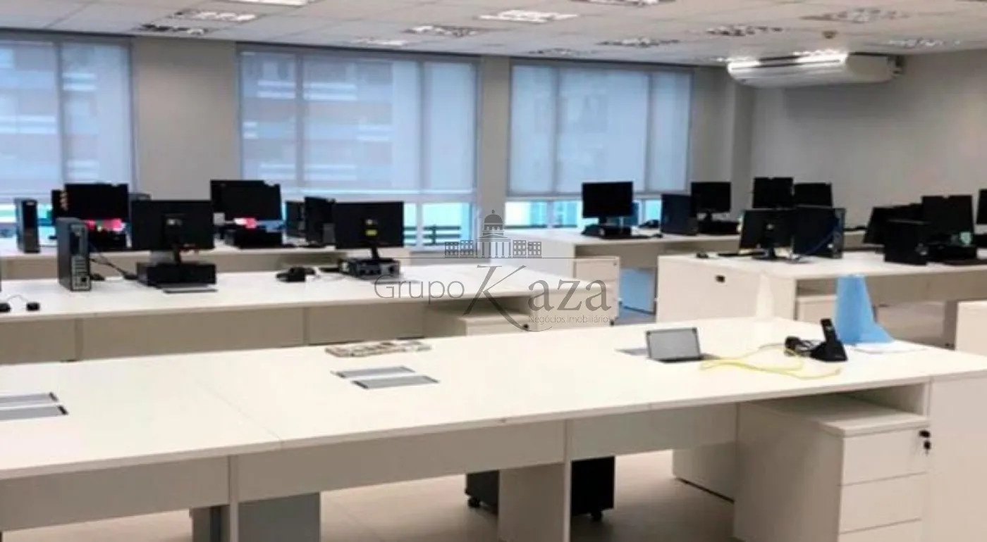 São Paulo comercial Venda R$4.500.000,00 Condominio R$7.898,00  1 Vaga Area construida 332.63m2 - foto 3