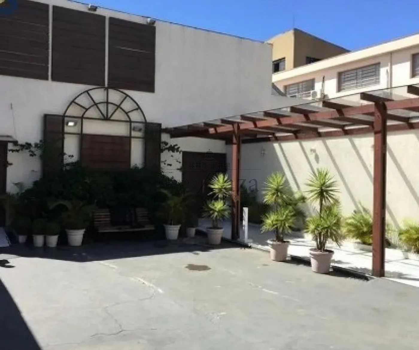 Foto 1 de Comercial Casa em Barra Funda, São Paulo - imagem 1 Foto 1 de Comercial Casa em Barra Funda, São Paulo - imagem 1