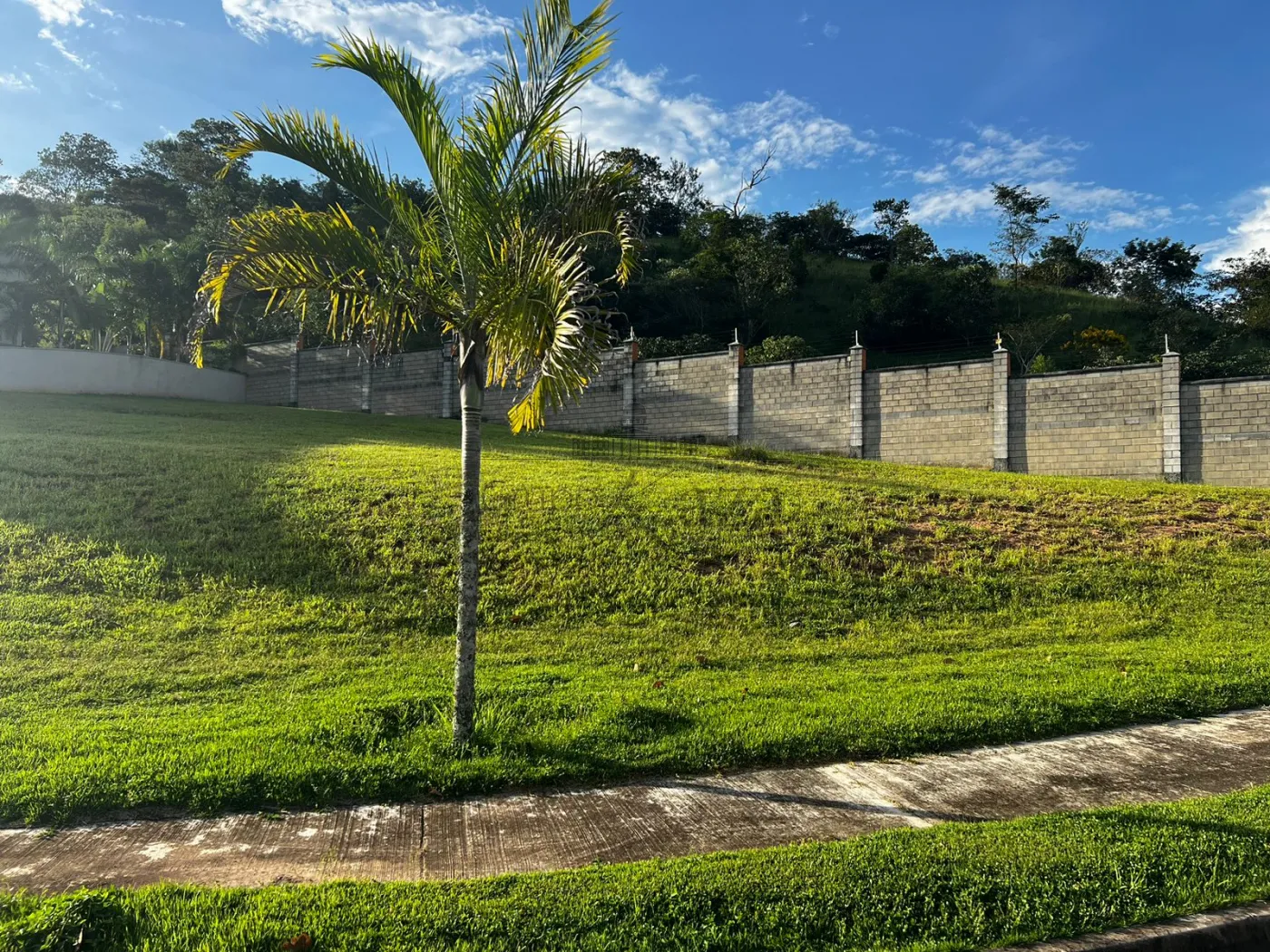 Foto 2 de Terreno Condomínio em Condomínio Residencial Alphaville II, São José dos Campos - imagem 2 Foto 2 de Terreno Condomínio em Condomínio Residencial Alphaville II, São José dos Campos - imagem 2