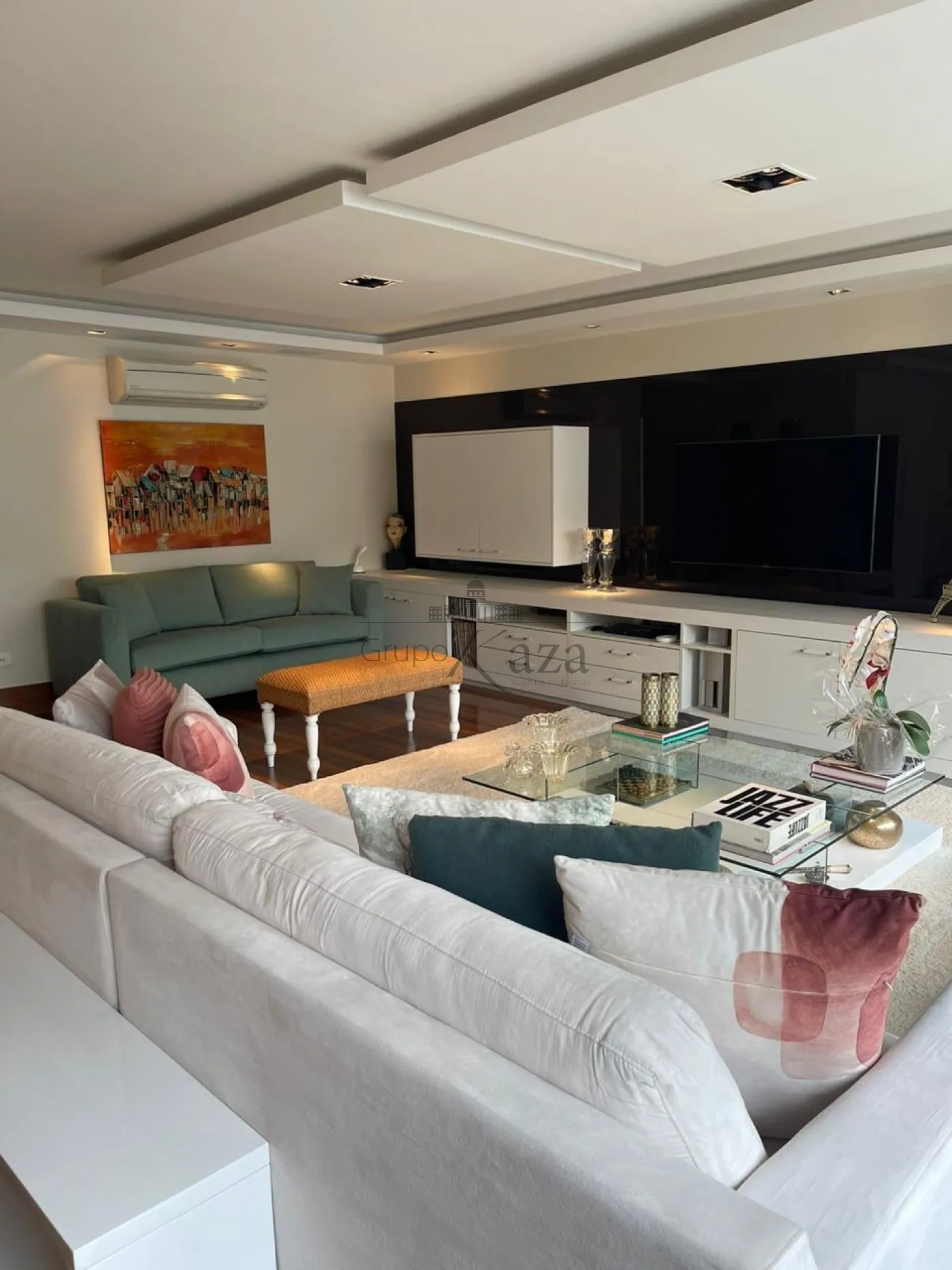 São Paulo Apartamento Locacao R$ 20.000,00 3 Dormitorios 1 Suite Area construida 207.00m2 - foto 4