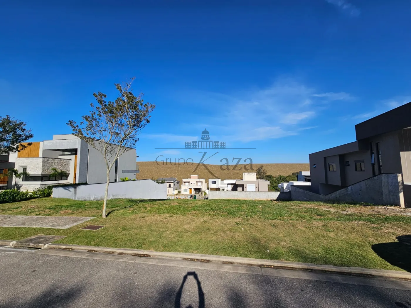 Foto 1 de Terreno Condomínio em Condomínio Residencial Alphaville II, São José dos Campos - imagem 1 Foto 1 de Terreno Condomínio em Condomínio Residencial Alphaville II, São José dos Campos - imagem 1