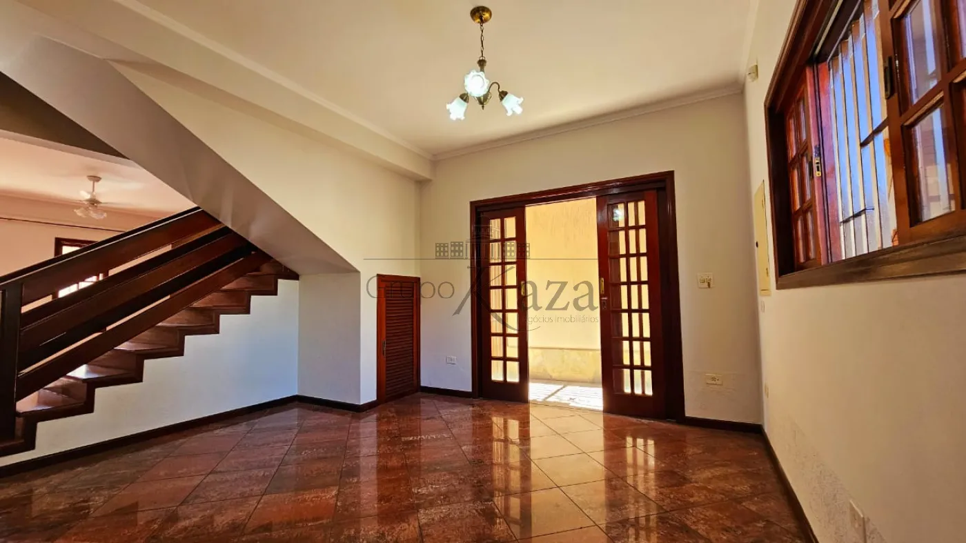 Foto 3 de Casa Sobrado em Jardim Santa Maria, Jacareí - imagem 3 Foto 3 de Casa Sobrado em Jardim Santa Maria, Jacareí - imagem 3