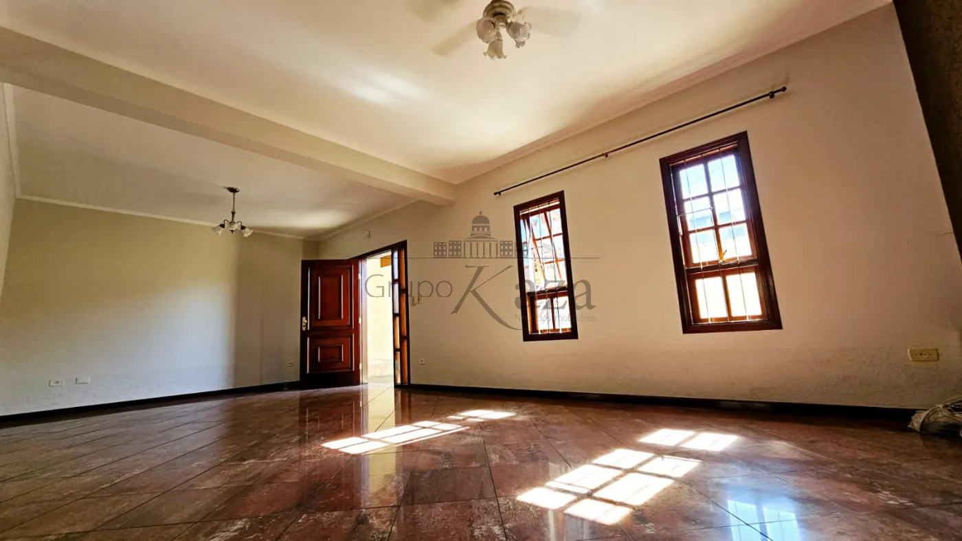 Foto 2 de Casa Sobrado em Jardim Santa Maria, Jacareí - imagem 2 Foto 2 de Casa Sobrado em Jardim Santa Maria, Jacareí - imagem 2