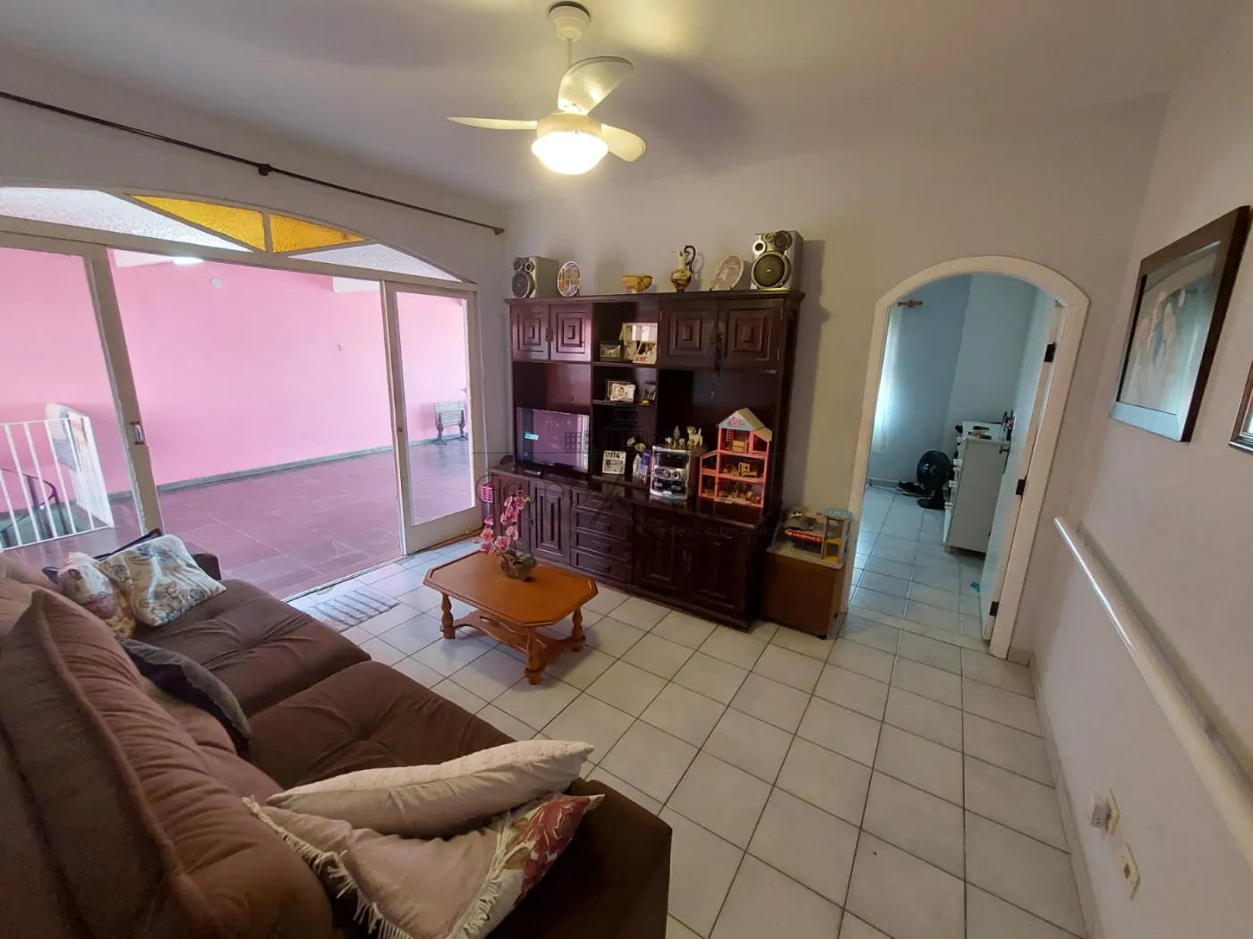 Foto 1 de Casa Edicula em Parque Santo Antônio, Jacareí - imagem 1 Foto 1 de Casa Edicula em Parque Santo Antônio, Jacareí - imagem 1