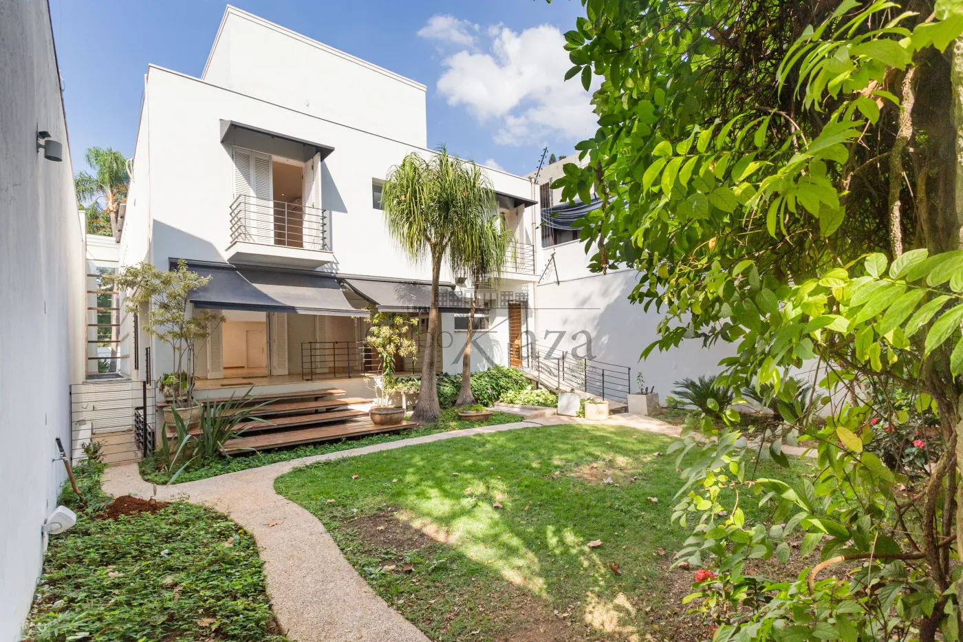 Foto 1 de Casa Padrão em Vila Nova Conceição, São Paulo - imagem 1 Foto 1 de Casa Padrão em Vila Nova Conceição, São Paulo - imagem 1