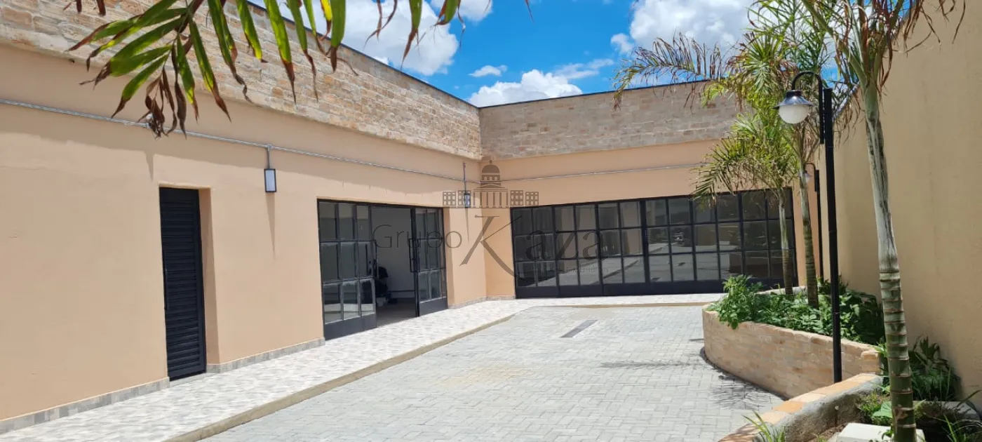 Foto 1 de Comercial Salão em Centro, Caçapava - imagem 1 Foto 1 de Comercial Salão em Centro, Caçapava - imagem 1