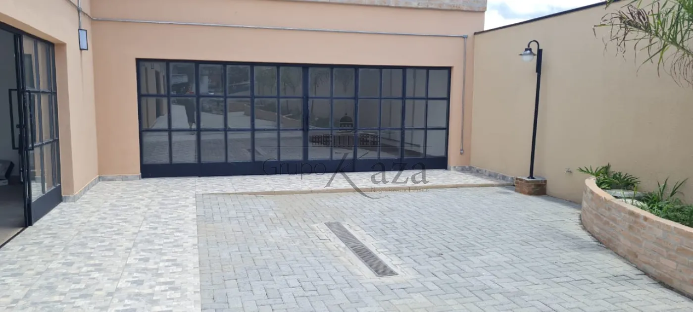 Foto 2 de Comercial Salão em Centro, Caçapava - imagem 2 Foto 2 de Comercial Salão em Centro, Caçapava - imagem 2