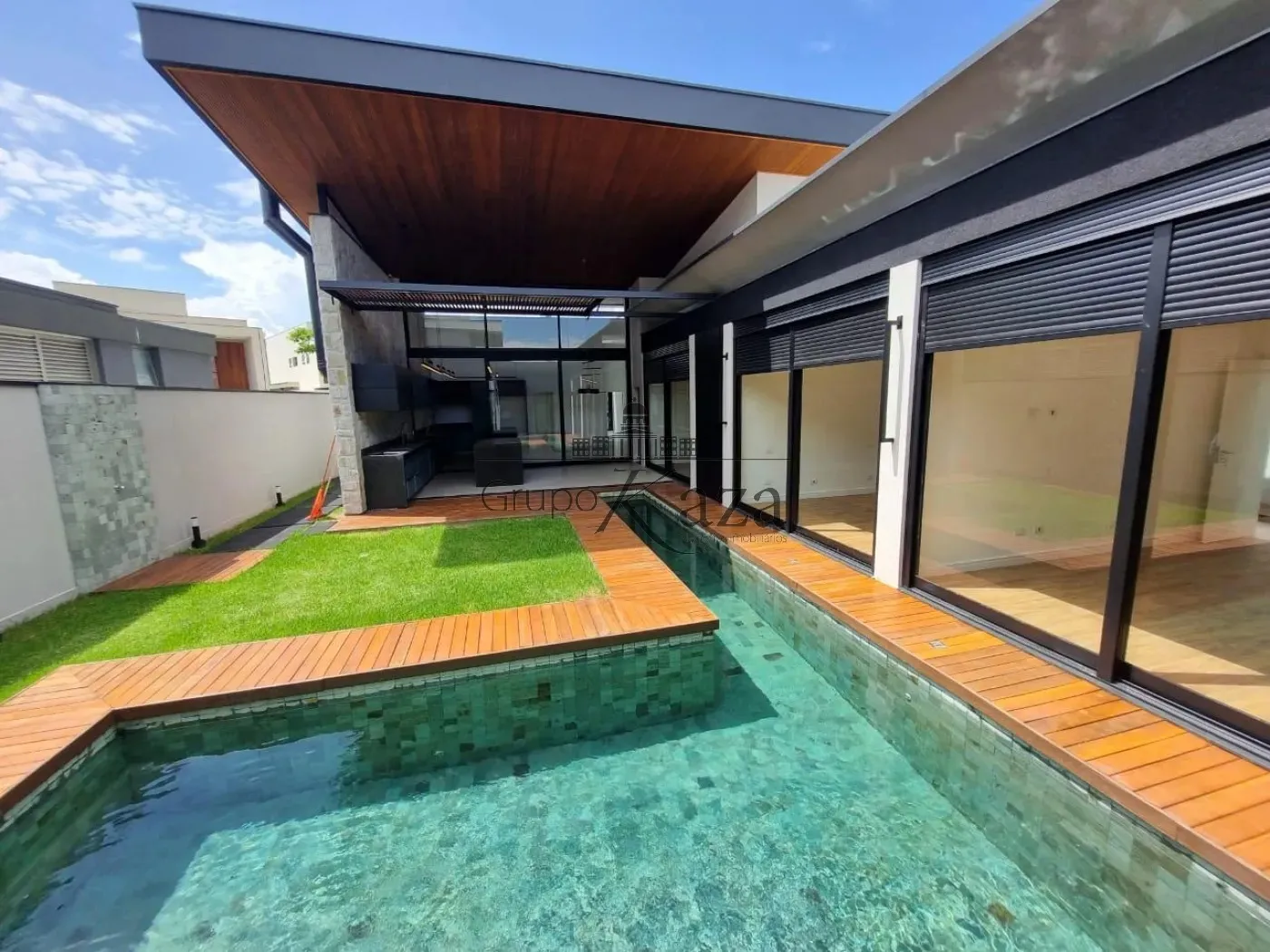 Foto 2 de Casa Condomínio em Jardim do Golfe, São José dos Campos - imagem 2 Foto 2 de Casa Condomínio em Jardim do Golfe, São José dos Campos - imagem 2