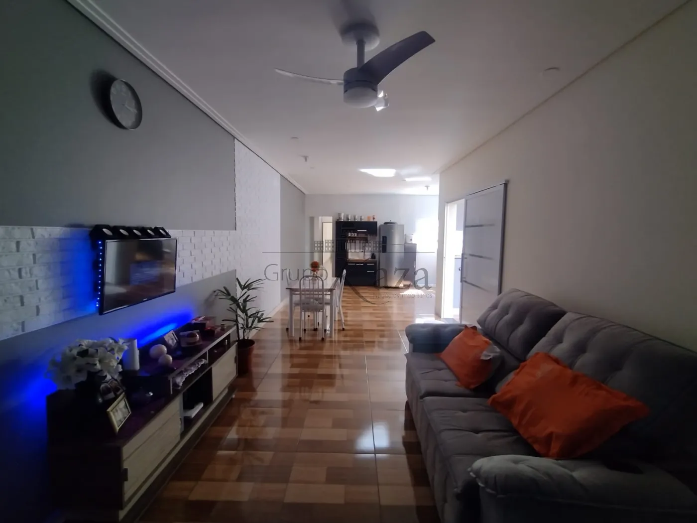 Foto 2 de Casa Sobrado em Parque Imperial, Jacareí - imagem 2 Foto 2 de Casa Sobrado em Parque Imperial, Jacareí - imagem 2