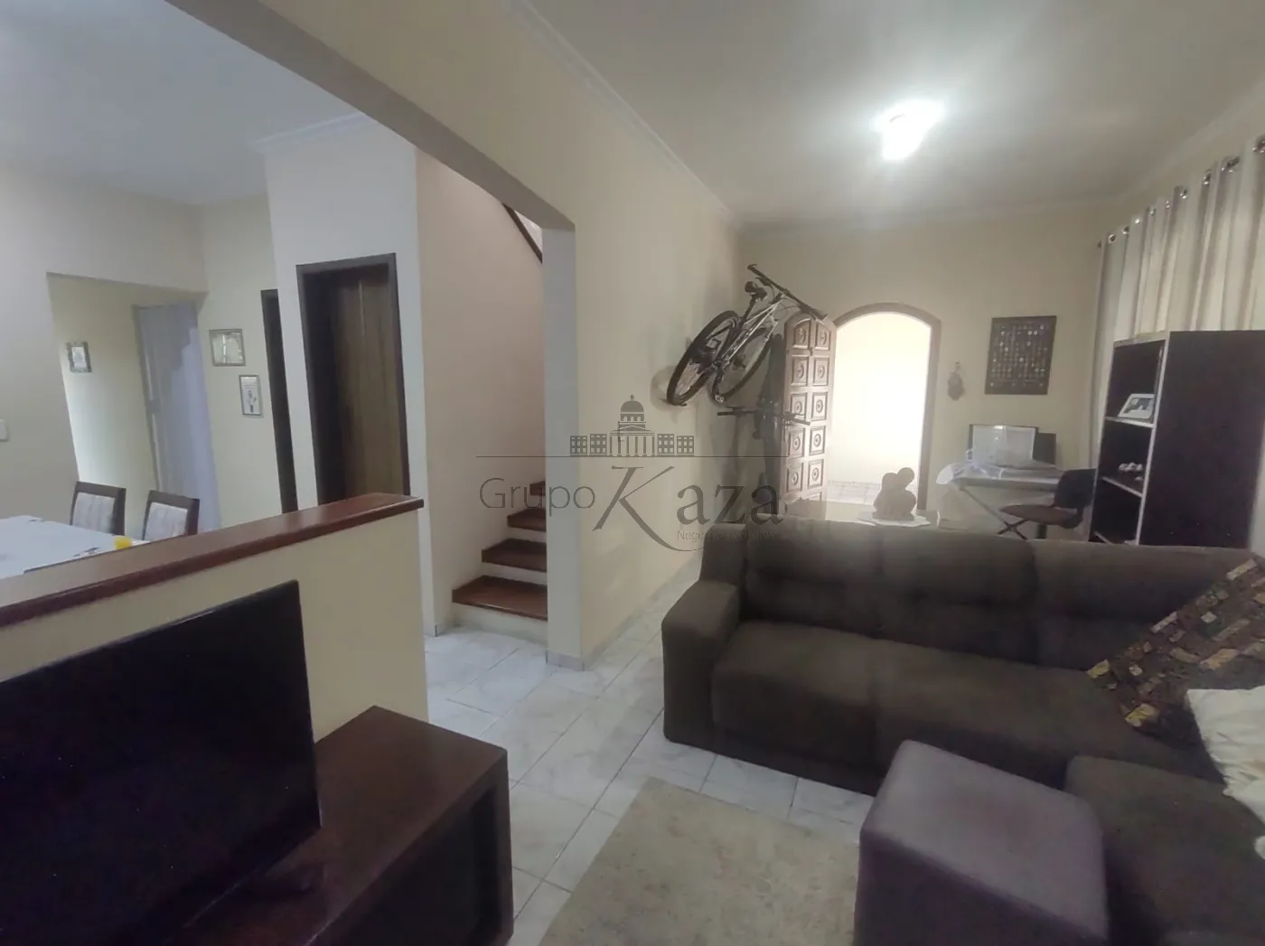 Foto 2 de Casa Sobrado em Jardim Portugal, São José dos Campos - imagem 2 Foto 2 de Casa Sobrado em Jardim Portugal, São José dos Campos - imagem 2