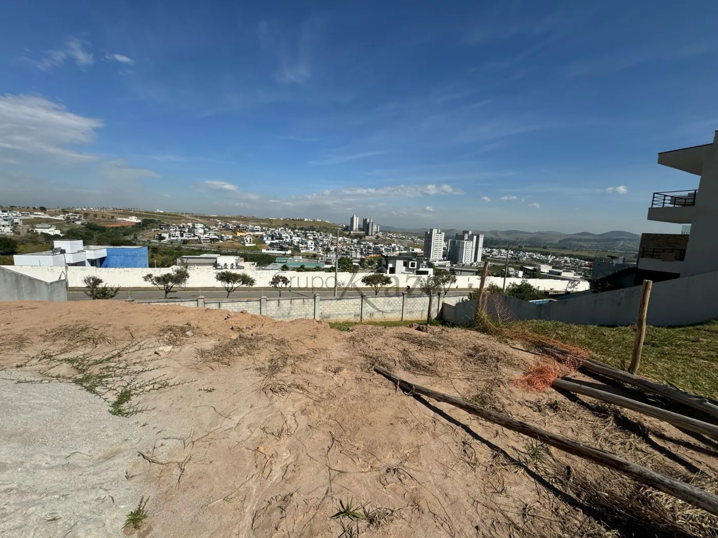 Foto 1 de Terreno Condomínio em Condomínio Residencial Alphaville II, São José dos Campos - imagem 1 Foto 1 de Terreno Condomínio em Condomínio Residencial Alphaville II, São José dos Campos - imagem 1