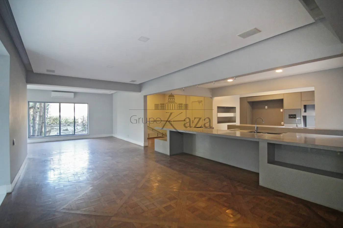 Foto 3 de Casa Padrão em Jardim Europa, São Paulo - imagem 3 Foto 3 de Casa Padrão em Jardim Europa, São Paulo - imagem 3