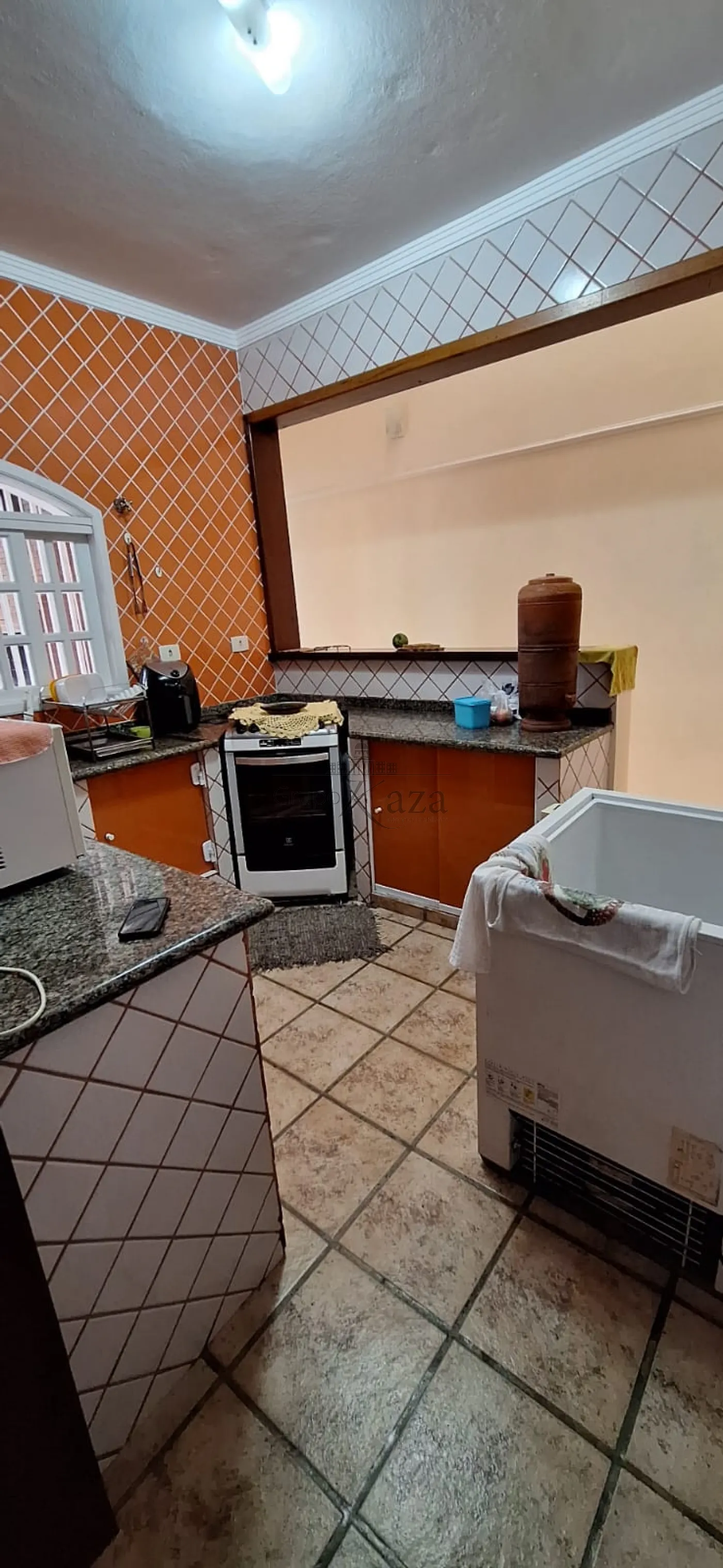 Foto 9 de Casa Padrão em Martim de Sá, Caraguatatuba - imagem 9