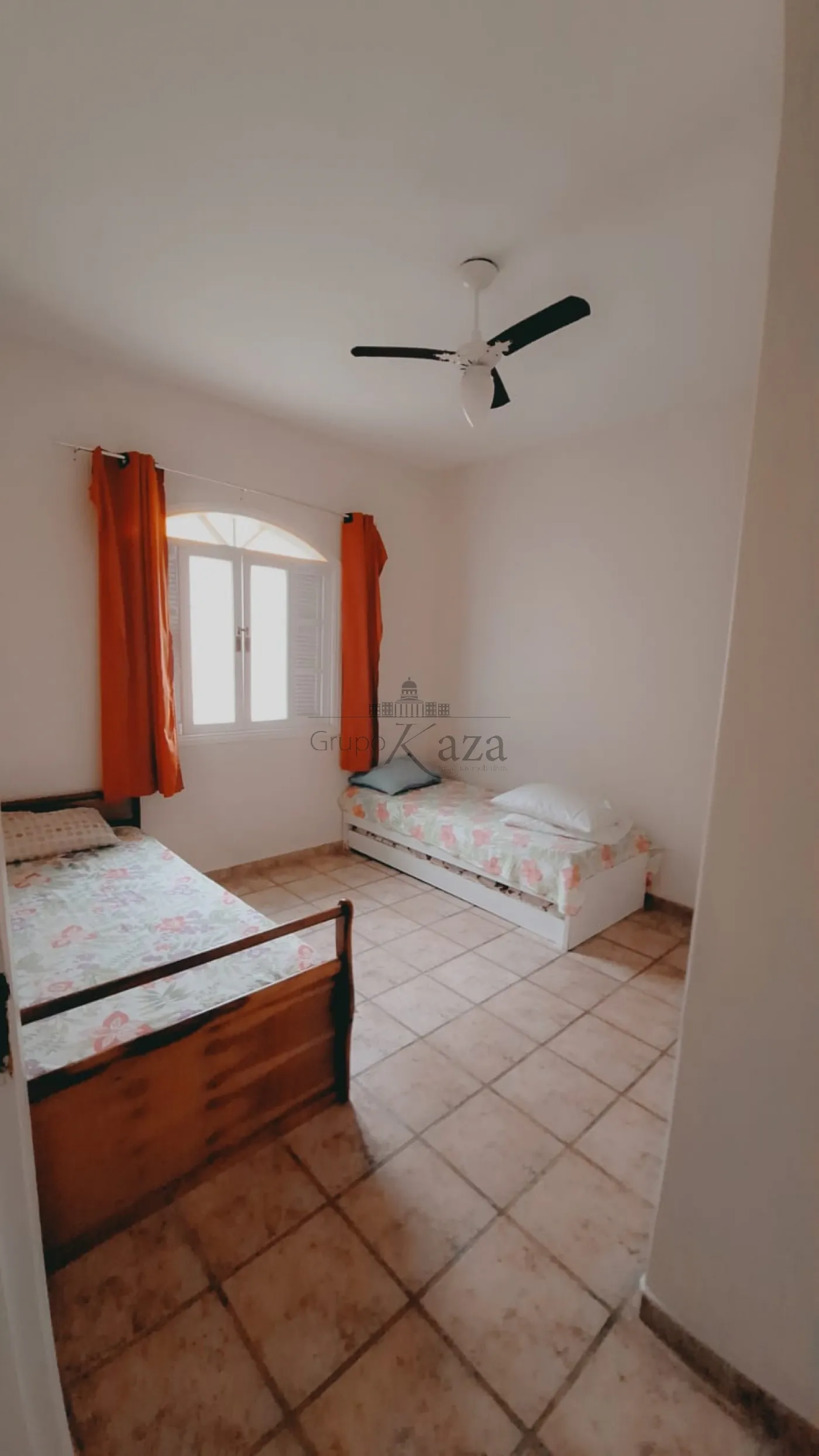 Foto 25 de Casa Padrão em Martim de Sá, Caraguatatuba - imagem 25