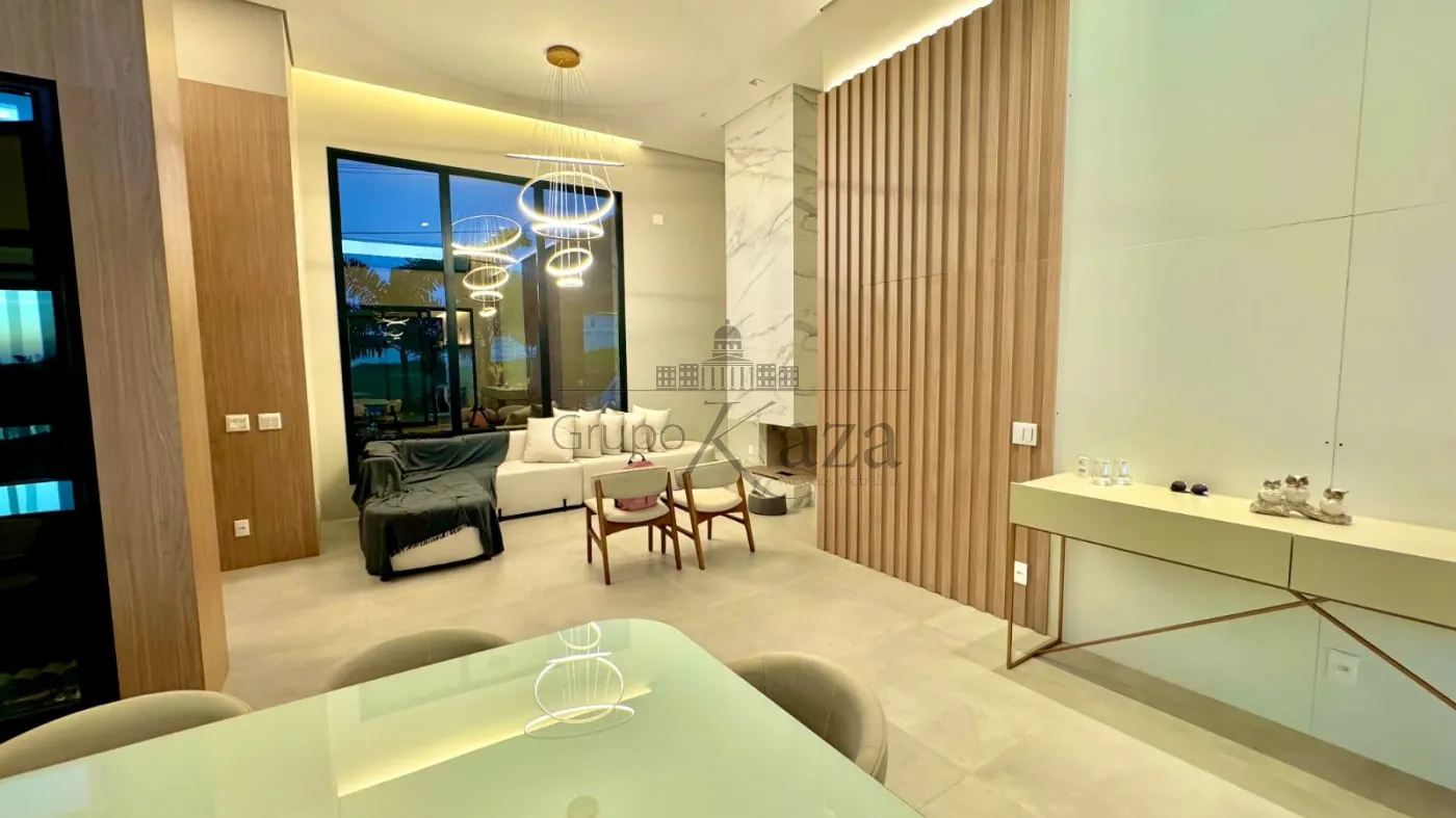 Foto 1 de Casa Condomínio em Condomínio Residencial Ecopark Bourbon, Caçapava - imagem 1 Foto 1 de Casa Condomínio em Condomínio Residencial Ecopark Bourbon, Caçapava - imagem 1