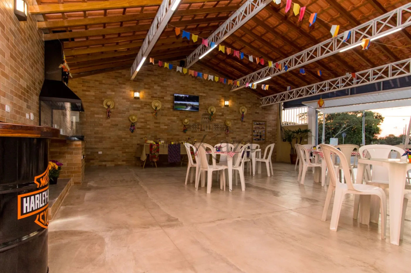 Foto 3 de Casa Comercial Residencial em Jardim Mariana II, São José dos Campos - imagem 3 Foto 3 de Casa Comercial Residencial em Jardim Mariana II, São José dos Campos - imagem 3