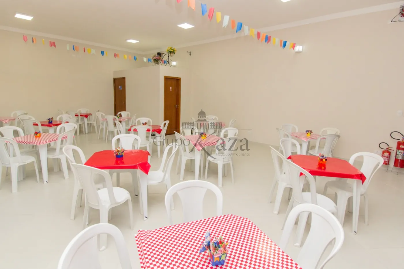 Foto 5 de Casa Comercial  Residencial em Jardim Mariana II, São José dos Campos - imagem 5