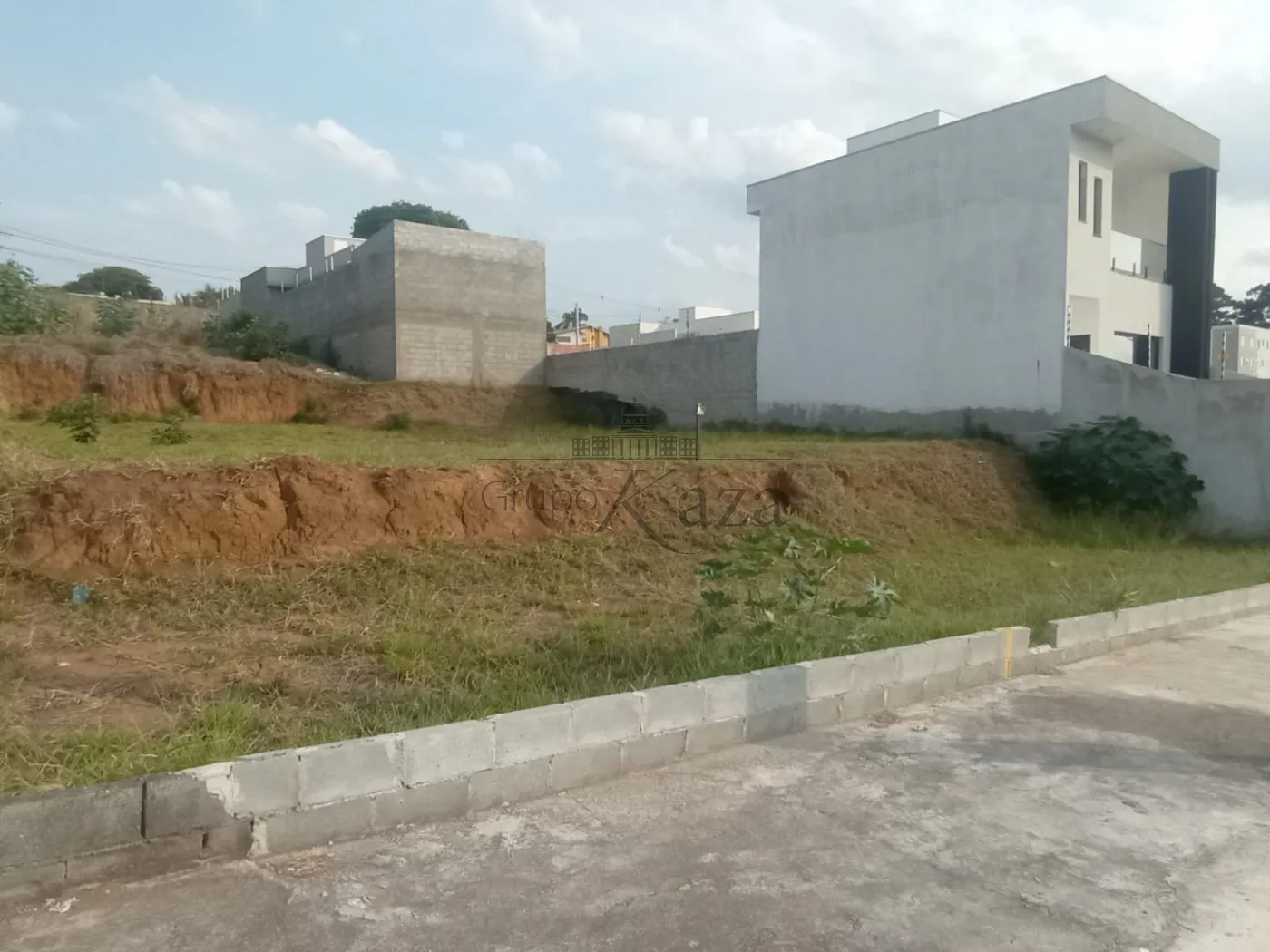 Foto 2 de Terreno Padrão em Loteamento Portal Santa Inês, São José dos Campos - imagem 2 Foto 2 de Terreno Padrão em Loteamento Portal Santa Inês, São José dos Campos - imagem 2