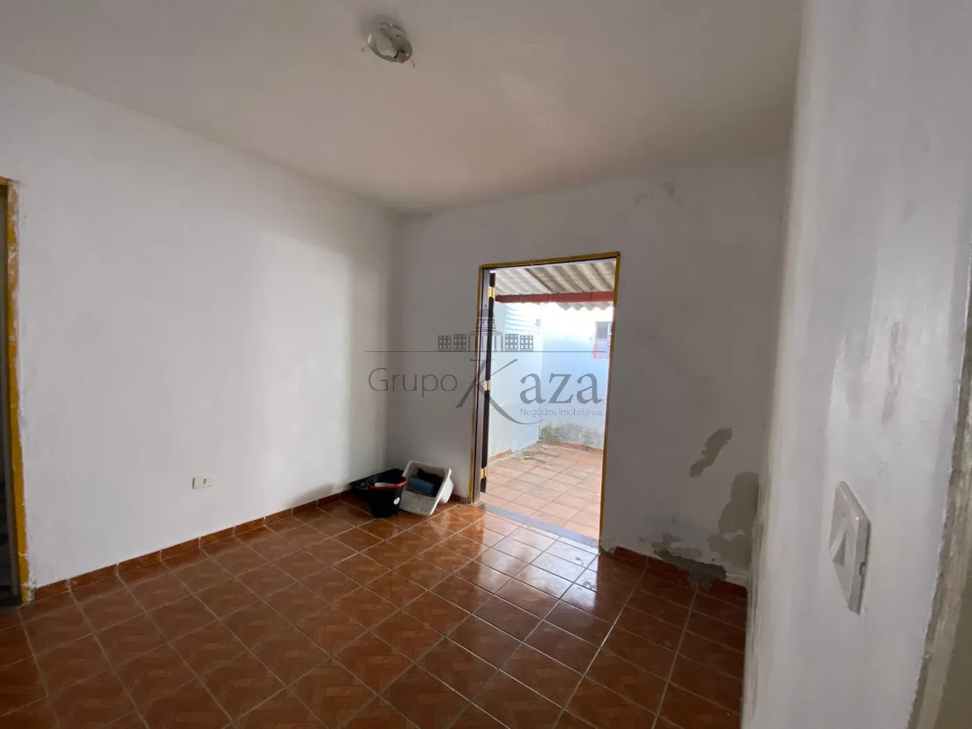 Foto 15 de Casa Padrão em Jardim Ismênia, São José dos Campos - imagem 15