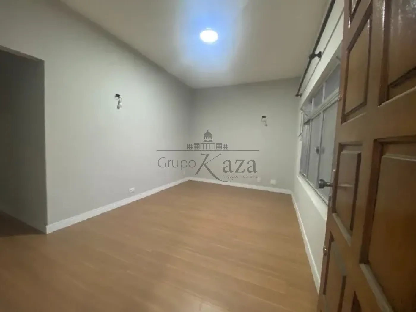 Foto 1 de Casa Padrão em Jardim Santa Maria, Jacareí - imagem 1 Foto 1 de Casa Padrão em Jardim Santa Maria, Jacareí - imagem 1