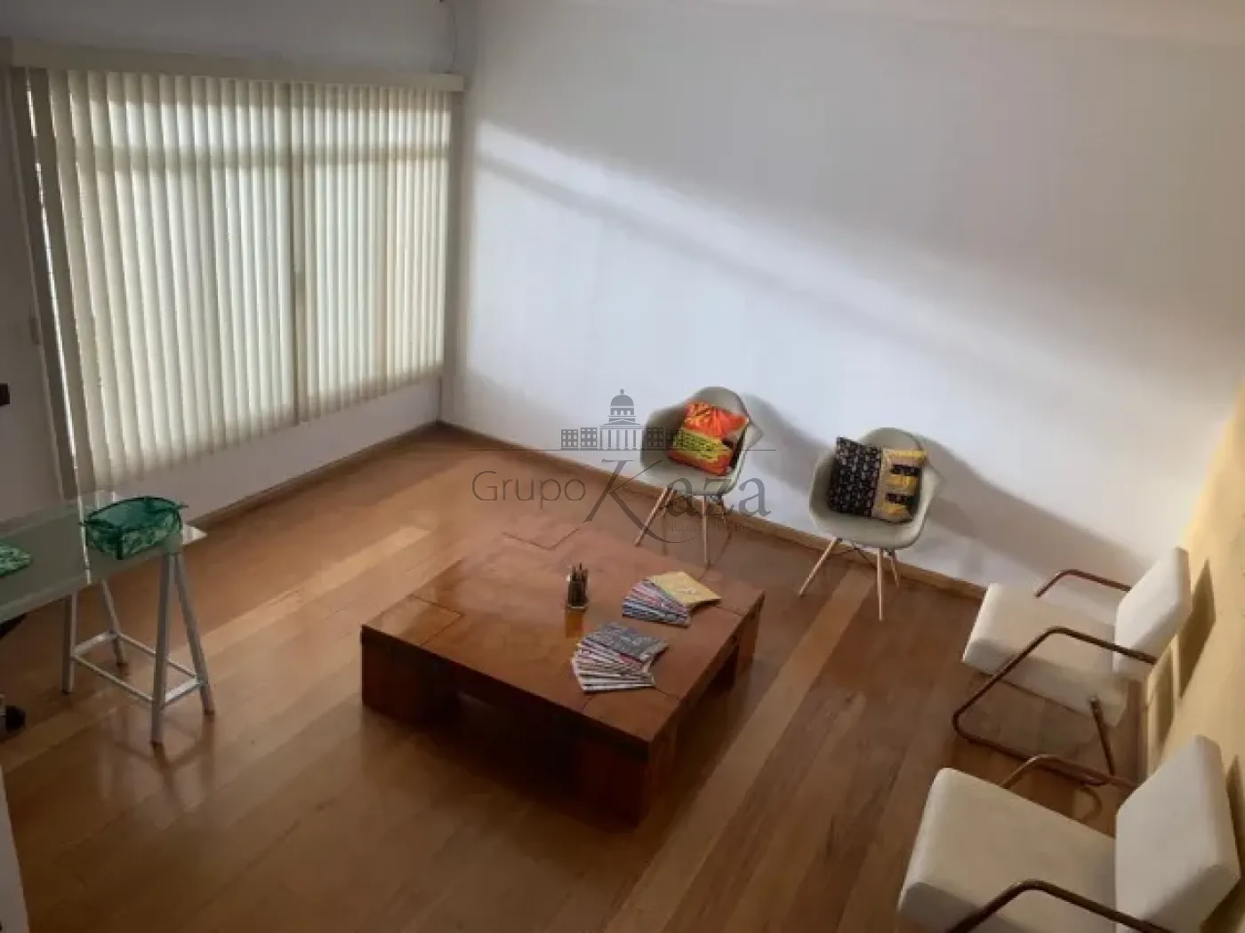 Foto 3 de Casa Sobrado em Parque Brasil, Jacareí - imagem 3 Foto 3 de Casa Sobrado em Parque Brasil, Jacareí - imagem 3