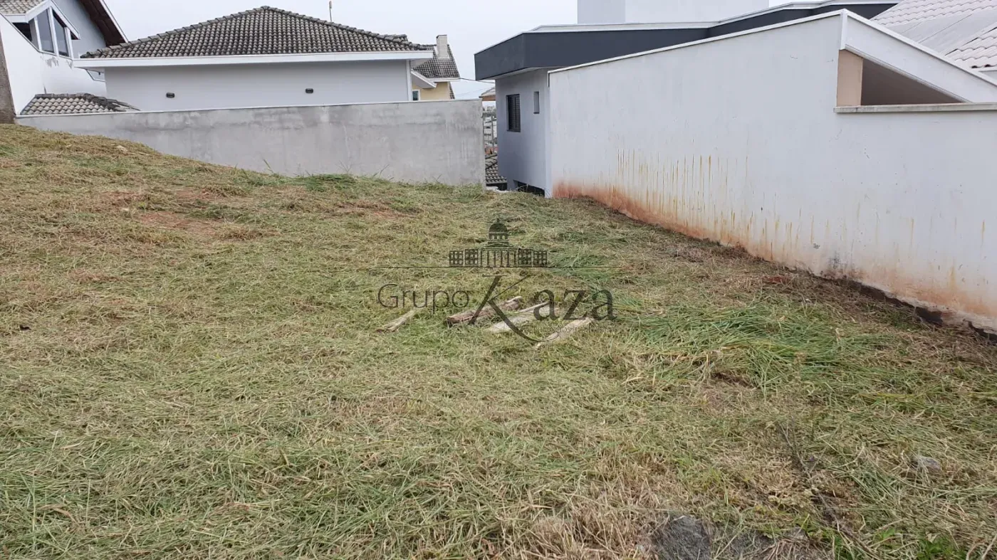 Foto 1 de Terreno Condomínio em Condomínio Residencial Mantiqueira, São José dos Campos - imagem 1 Foto 1 de Terreno Condomínio em Condomínio Residencial Mantiqueira, São José dos Campos - imagem 1